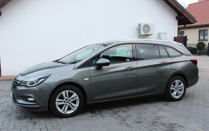 Opel Astra cena 32900 przebieg: 221421, rok produkcji 2017 z Olsztyn małe 352